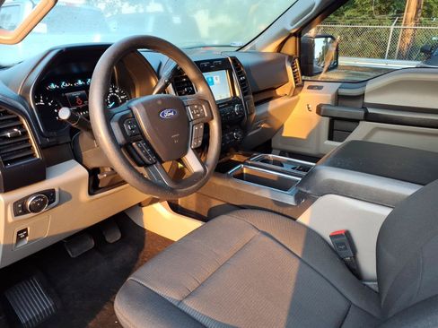 Used 2019 Ford F150 XL w/ Equipment Group 101A Mid AWD/4WD image 8