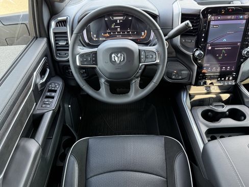 Used 2025 RAM 2500 Laramie image 19