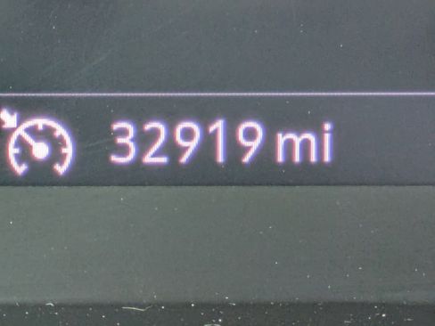 Used 2023 Buick Encore GX Essence w/ Experience Buick Package image 25