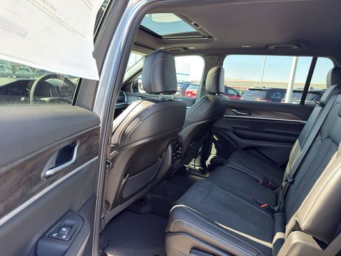 New 2026 Jeep Grand Cherokee L 4WD image 29