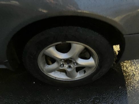 Used 2004 Ford Taurus SE image 13