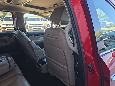 Used 2024 Honda Odyssey Elite image 88