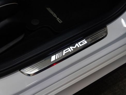 Used 2018 Mercedes-Benz E 63 AMG S image 21