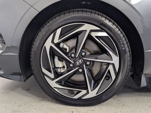 Certified 2024 Hyundai Sonata SEL w/ Convenience Package FWD image 9