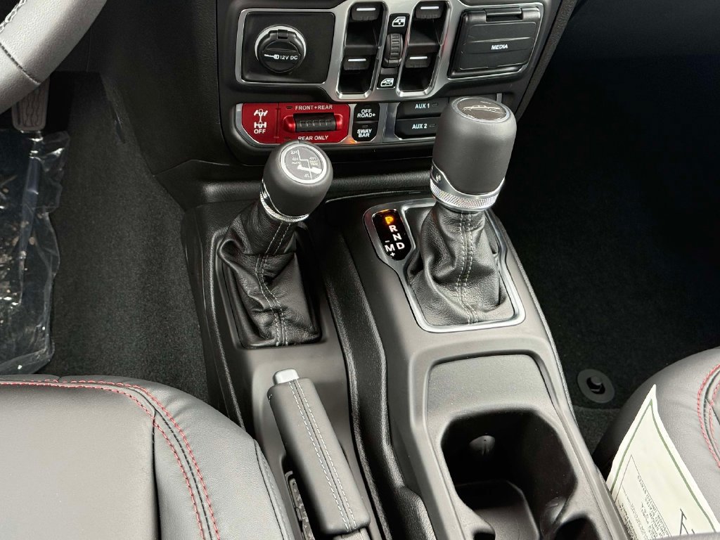 New 2026 Jeep Gladiator Rubicon AWD/4WD image 17