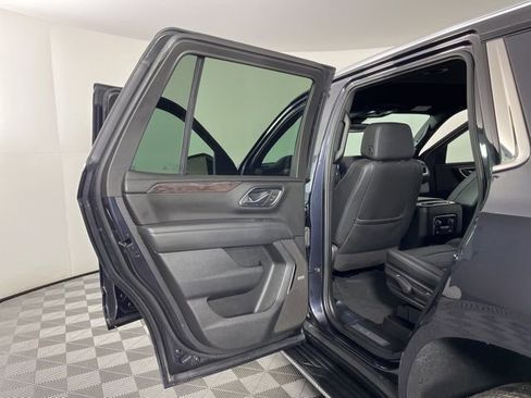 Used 2024 Chevrolet Tahoe LT RWD image 40