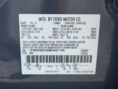 Used 2021 Ford Explorer XLT w/ Equipment Group 202A AWD/4WD image 23