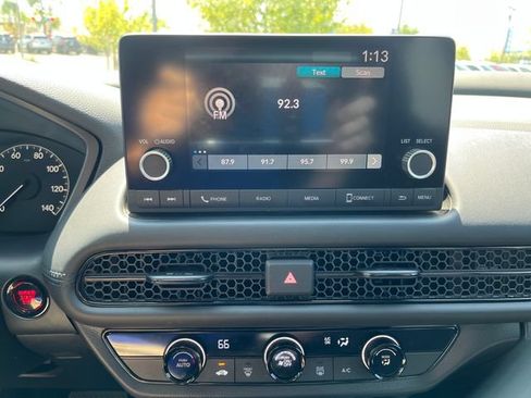 Used 2024 Honda HR-V LX image 8