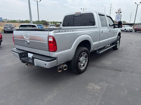 Used 2016 Ford F250 Platinum w/ Platinum Package AWD/4WD image 6