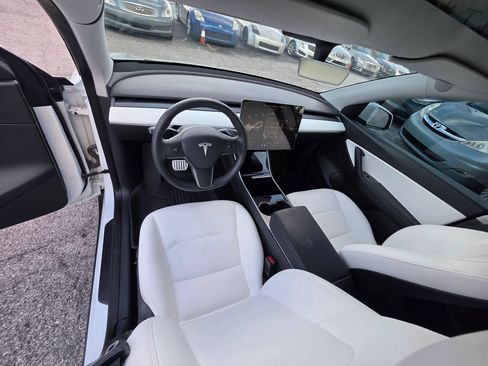 Used 2020 Tesla Model Y Performance AWD/4WD image 12