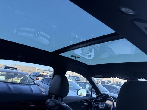 Used 2018 Audi Q7 3.0T Premium Plus image 10