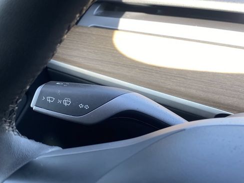 Used 2023 Tesla Model 3 Standard Range RWD image 32