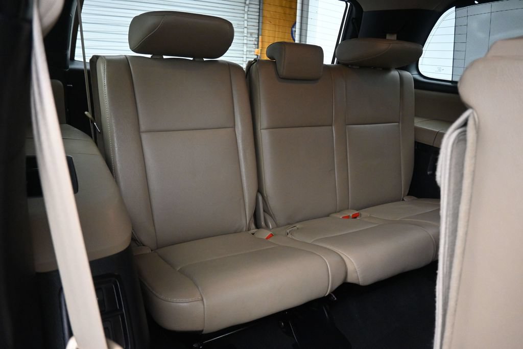 Used 2019 Toyota Sequoia Limited w/ Safety & Convenience Package AWD/4WD image 55
