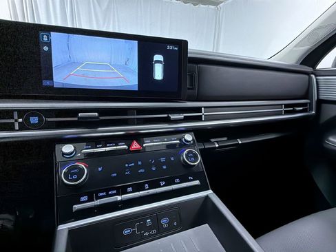 Used 2025 Hyundai Santa Fe SEL image 21