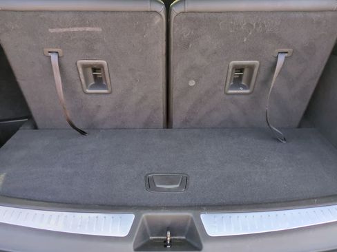 Used 2024 Cadillac XT6 Luxury w/ LPO, Floor Liner Package image 34