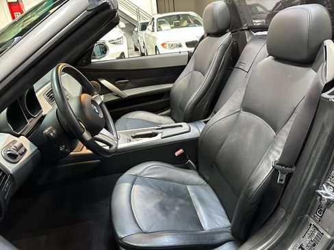 Used 2003 BMW Z4 2.5i RWD image 14