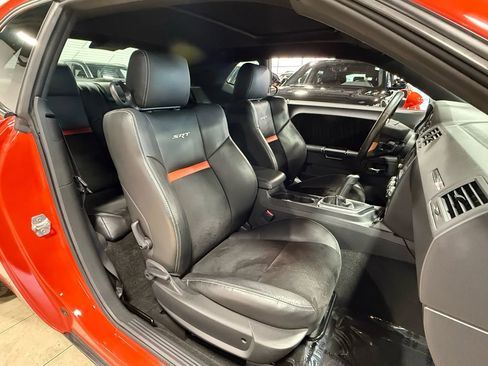 Used 2010 Dodge Challenger SRT8 w/ SRT Option Group II image 7
