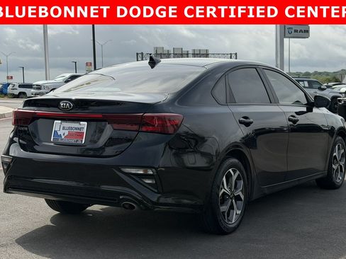 Used 2021 Kia Forte LXS FWD image 5