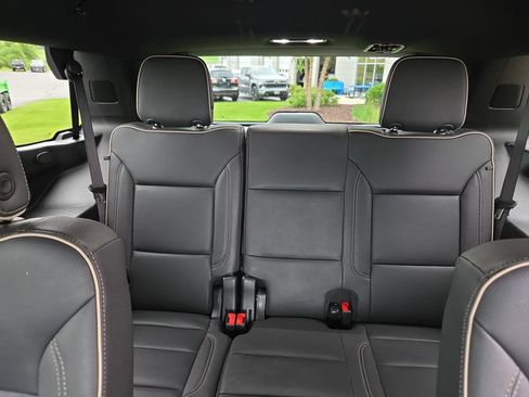 Certified 2025 Chevrolet Tahoe Premier AWD/4WD image 30