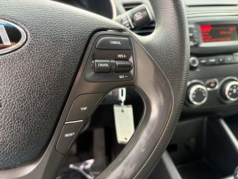 Used 2018 Kia Forte LX image 20