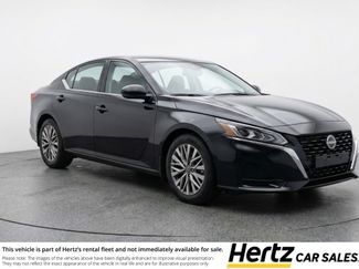 Used 2025 Nissan Altima 2.5 SV video 1