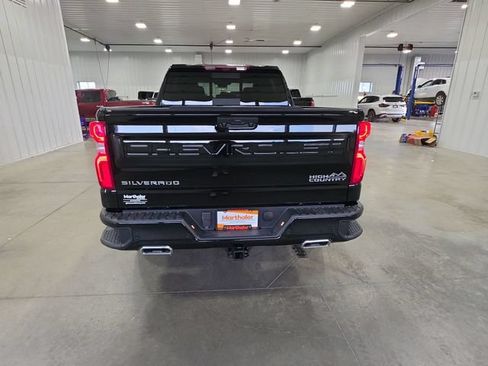 Used 2023 Chevrolet Silverado 1500 High Country w/ High Country Premium Package AWD/4WD image 7