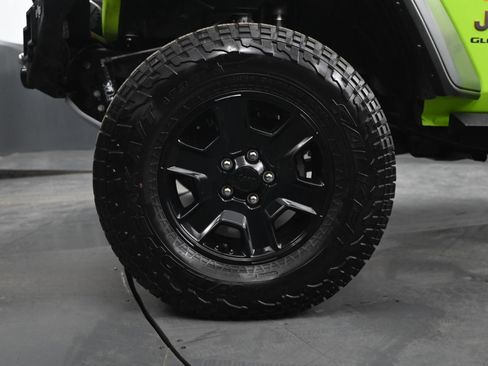 Used 2021 Jeep Gladiator Mojave image 12