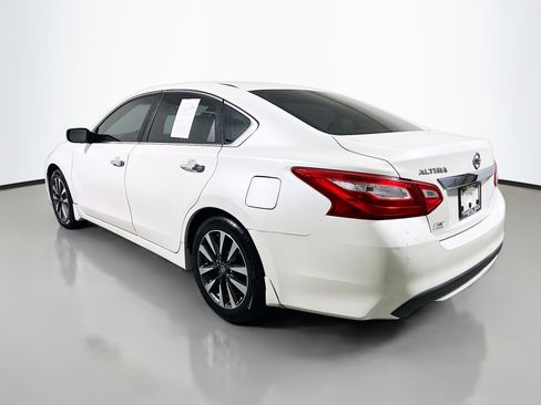 Used 2016 Nissan Altima 2.5 S w/ Power Driver Seat Package FWD image 8