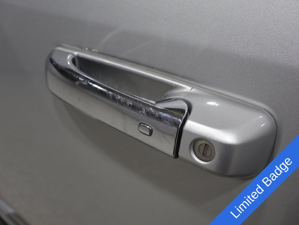 Used 2014 RAM 1500 Limited AWD/4WD image 22