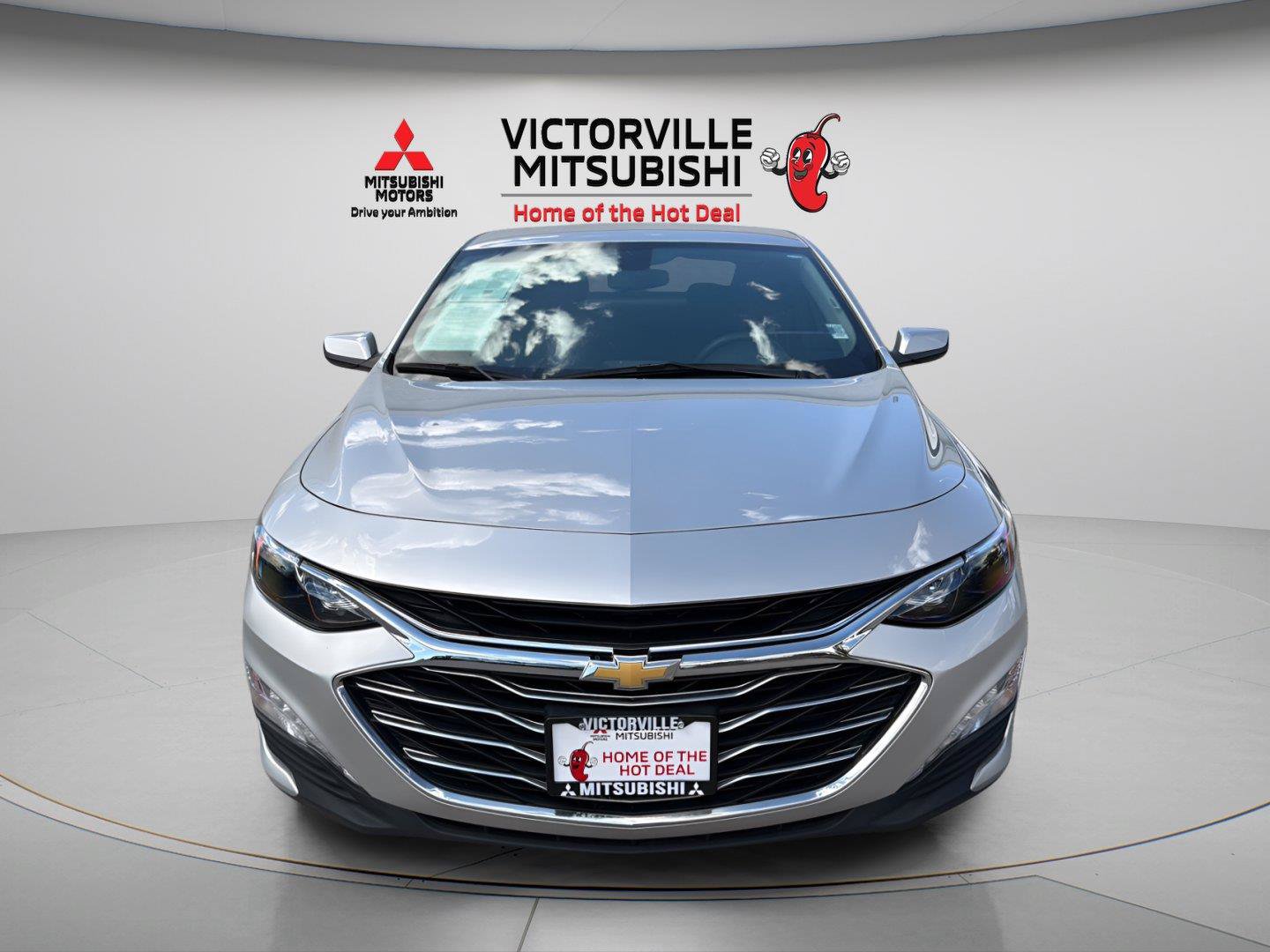 Used 2022 Chevrolet Malibu LT FWD image 1