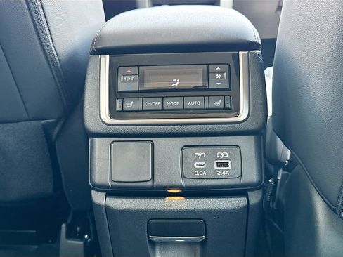 New 2026 Subaru Ascent Limited Bronze AWD/4WD image 32
