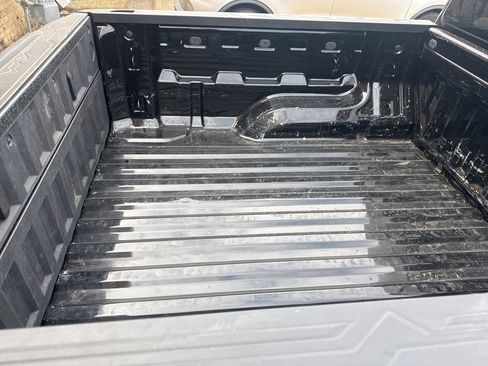 Used 2023 Chevrolet Colorado LT w/ LT Convenience Package image 6