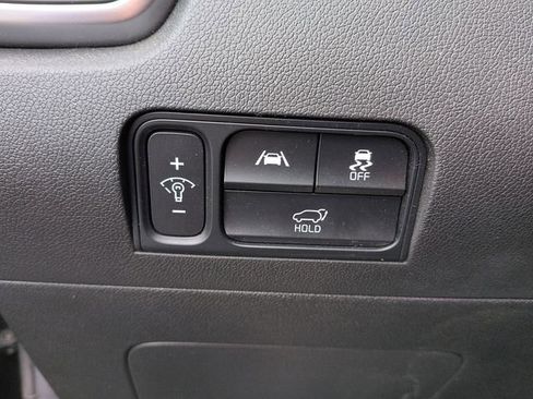 Used 2023 Kia Sorento X-Line EX image 18