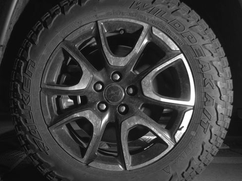 Used 2025 Jeep Compass Trailhawk image 12