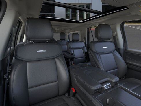 New 2026 Ford Expedition Max Platinum w/ Driver's Package AWD/4WD image 10