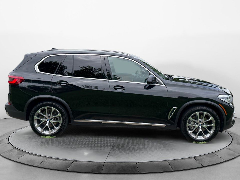 Used 2019 BMW X5 xDrive40i w/ Premium Package 2 AWD/4WD image 8