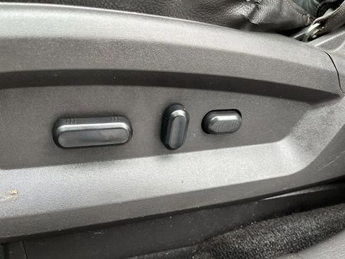 Used 2012 Ford Edge Limited image 16