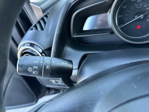 Used 2019 Toyota Yaris LE image 25