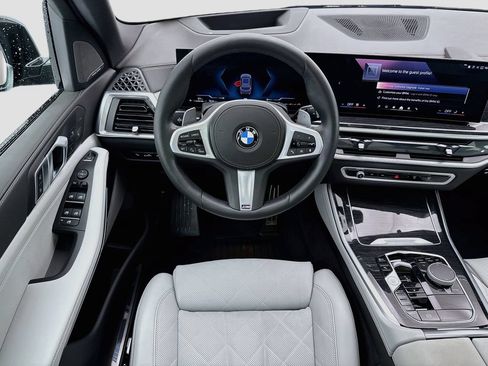 Used 2026 BMW X5 xDrive40i w/ M Sport Package AWD/4WD image 10