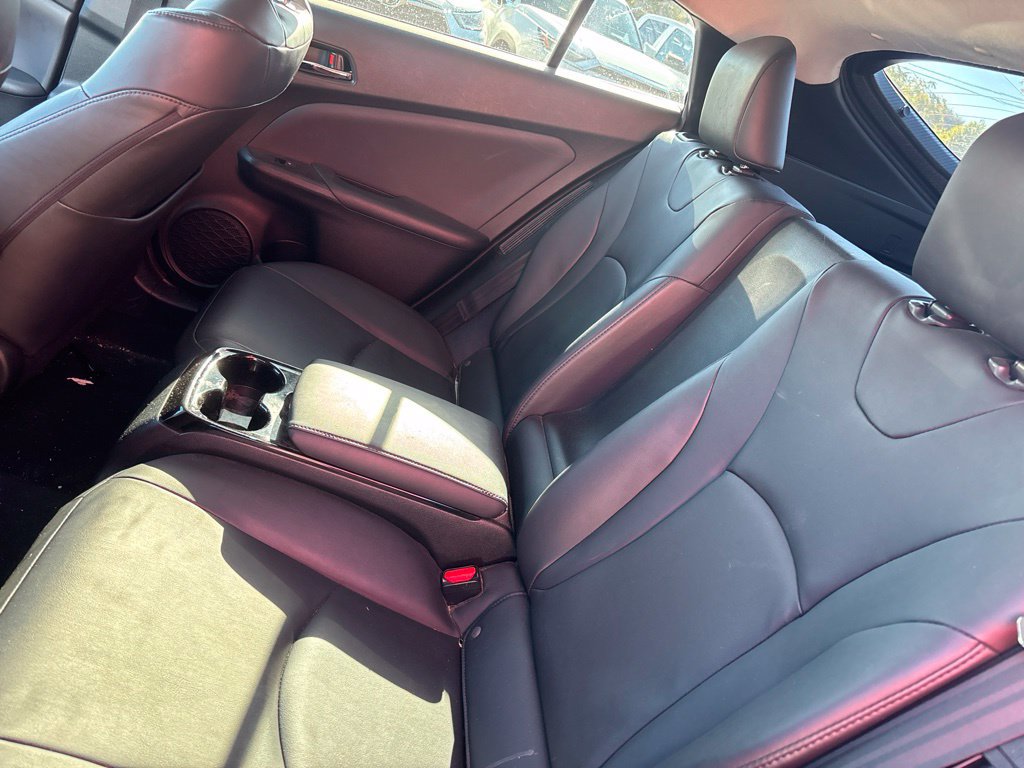 Used 2018 Toyota Prius Prime Premium FWD image 12
