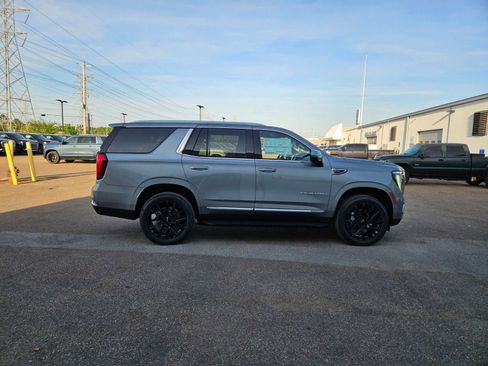 New 2026 GMC Yukon Elevation image 7