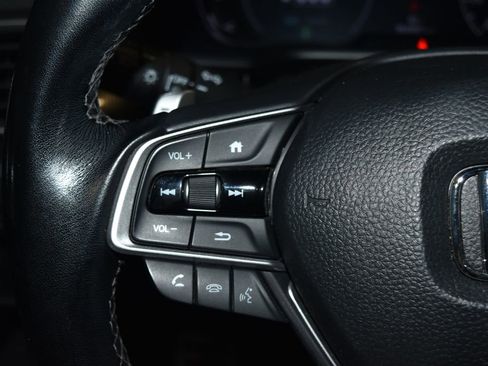 Used 2022 Honda Accord Sport image 9