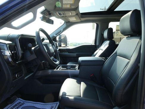 New 2026 Ford F250 Lariat w/ Black Appearance Package AWD/4WD image 17
