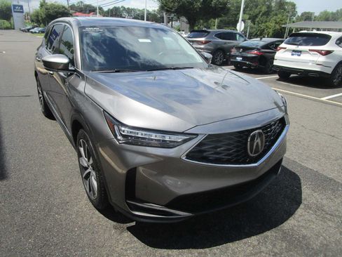 Certified 2026 Acura MDX w/ Technology Package AWD/4WD image 5