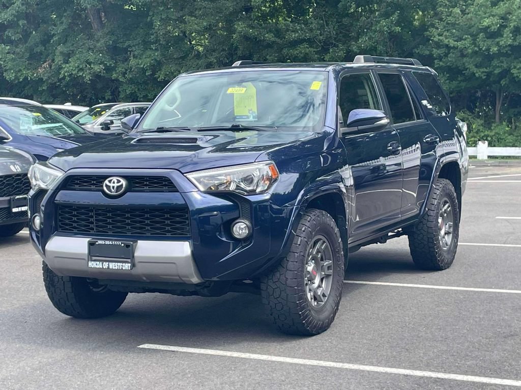 Used 2019 Toyota 4Runner TRD Off-Road Premium AWD/4WD image 3