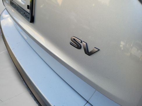 Used 2024 Nissan Rogue SV FWD image 7