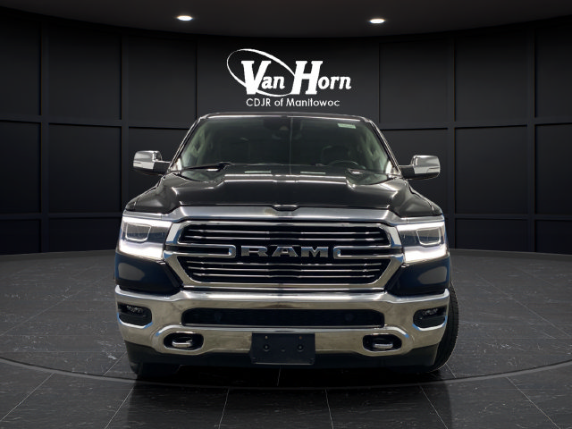Used 2022 RAM 1500 Laramie AWD/4WD image 2