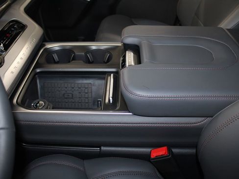 New 2025 Ford Expedition Max Active image 58