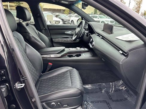 Used 2025 Genesis GV70 3.5T Sport w/ Sport Advanced Package image 29