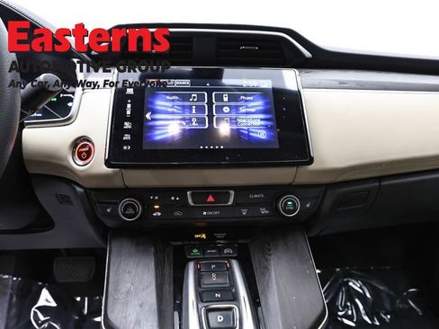 Used 2018 Honda Clarity Plug-In Hybrid image 12